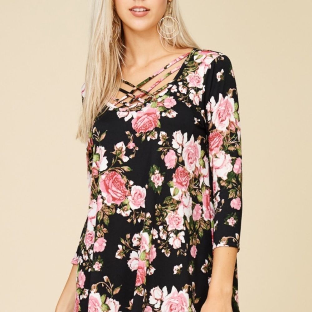 Papermoon floral top size medium